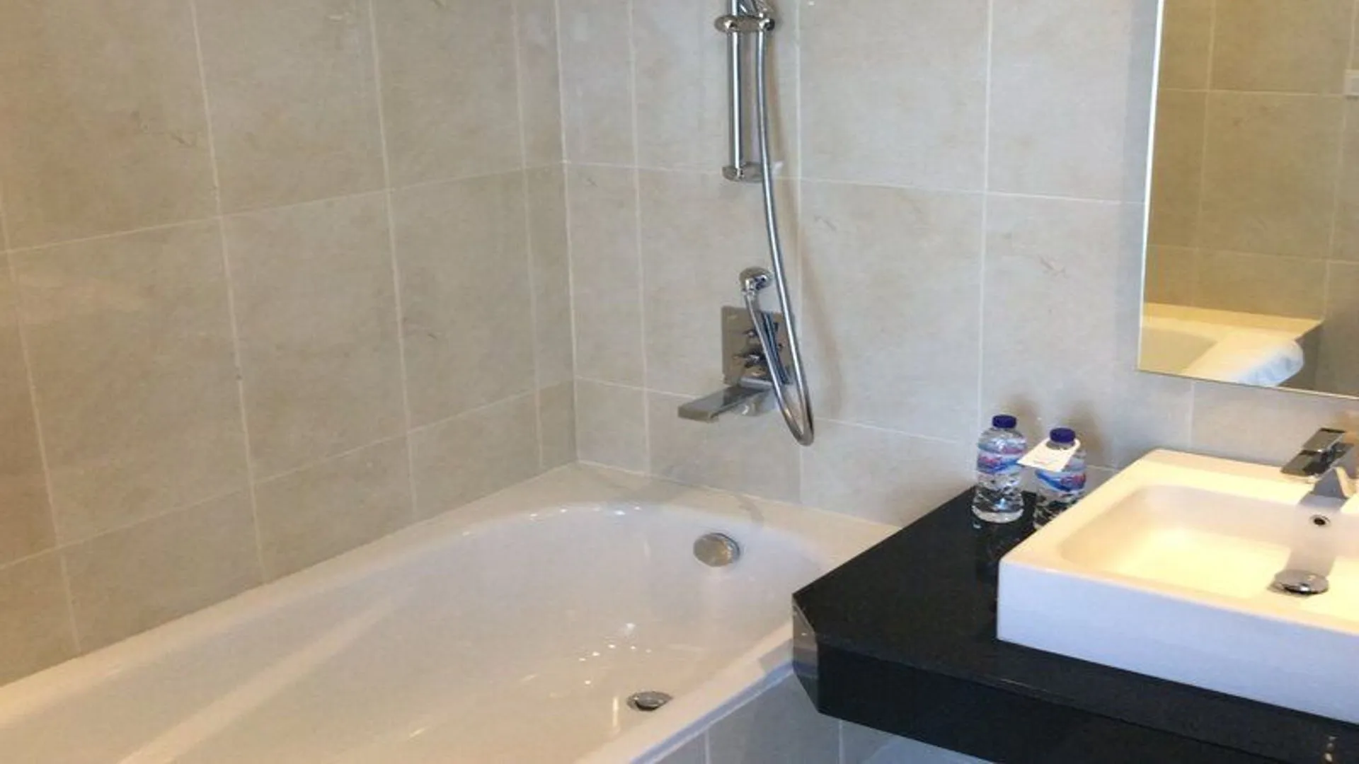 Suite Room 3